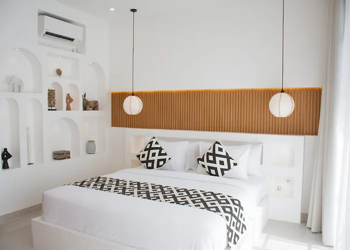 Сasa de vacaciones Brand New Designer 1br Canggu